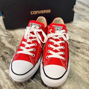 Converse Red Low Top Unisex W9 M7